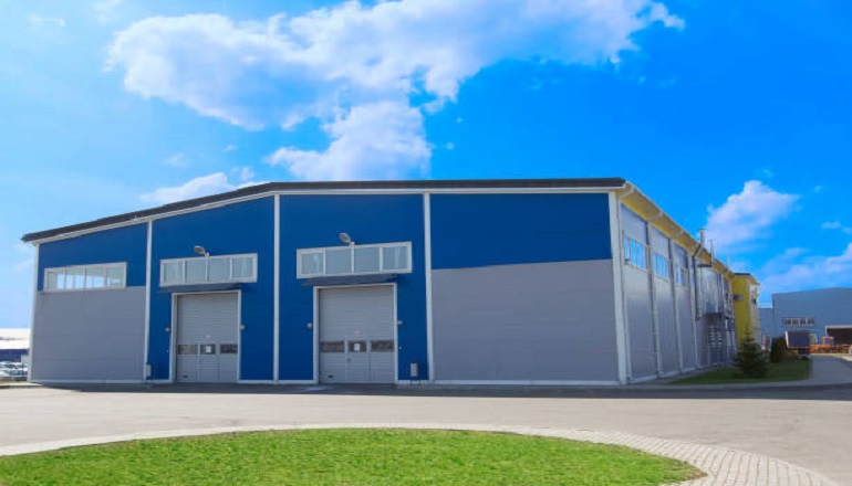 should you consider using the service of a storage facility