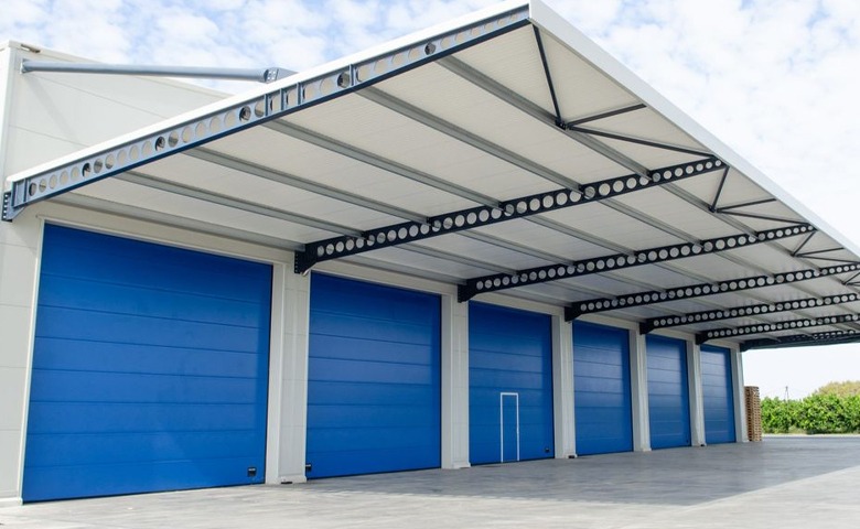 service of storage units in Dubai 