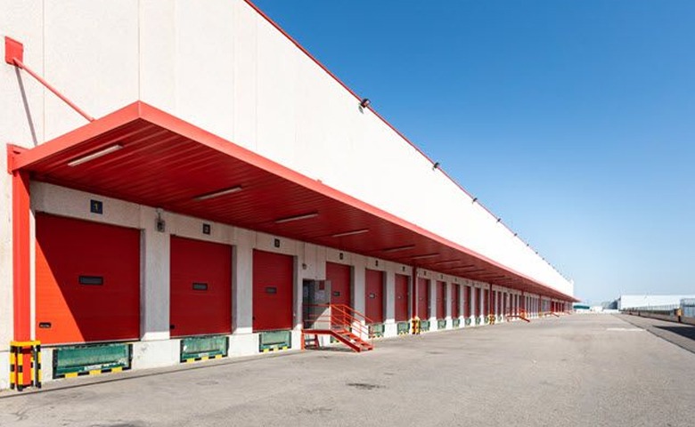 service of storage units in Dubai 